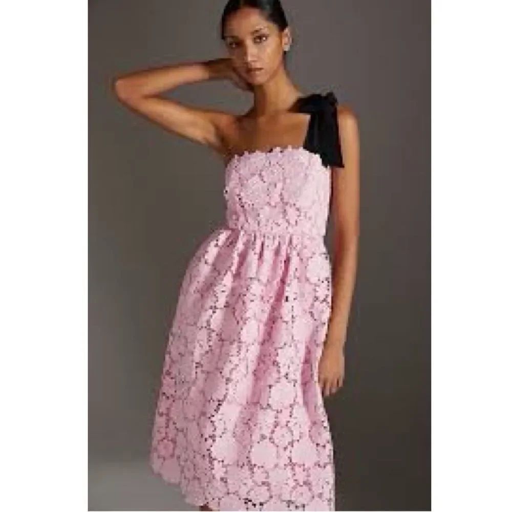 New Maeve One-Shoulder Lace Mini Dress - Picture 4 of 7